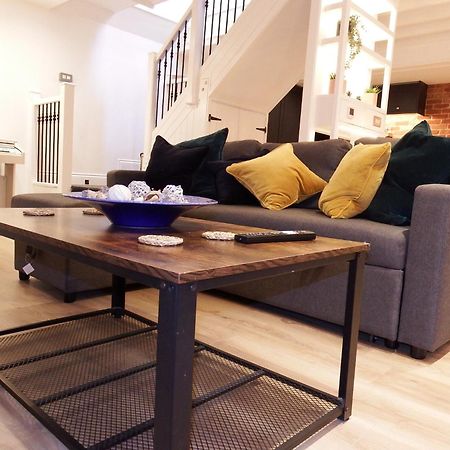 Newly Renovated Stunning Warehouse Apartment Bournemouth Ngoại thất bức ảnh