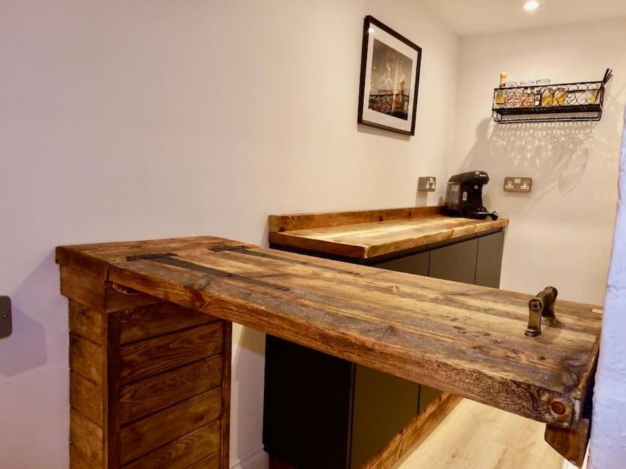 Newly Renovated Stunning Warehouse Apartment Bournemouth Ngoại thất bức ảnh